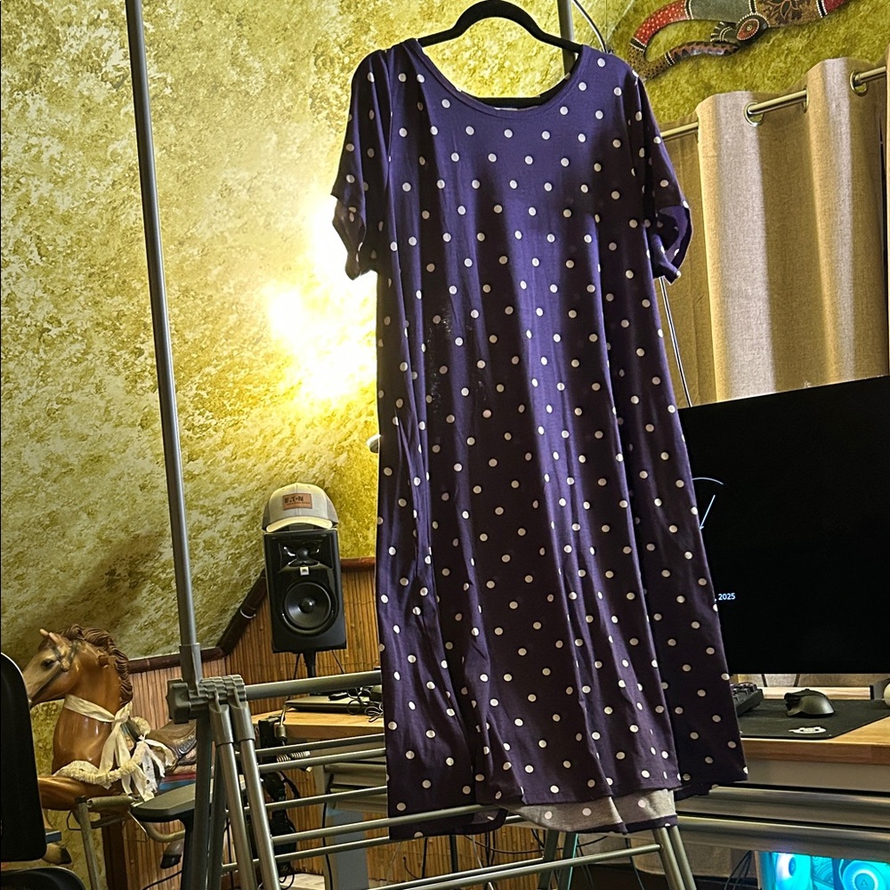 Gently Loved LuLaRoe 3X Jessie. From a non smoking/pet friendly home.